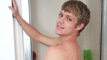Anthony Evans' Bathroom Wank