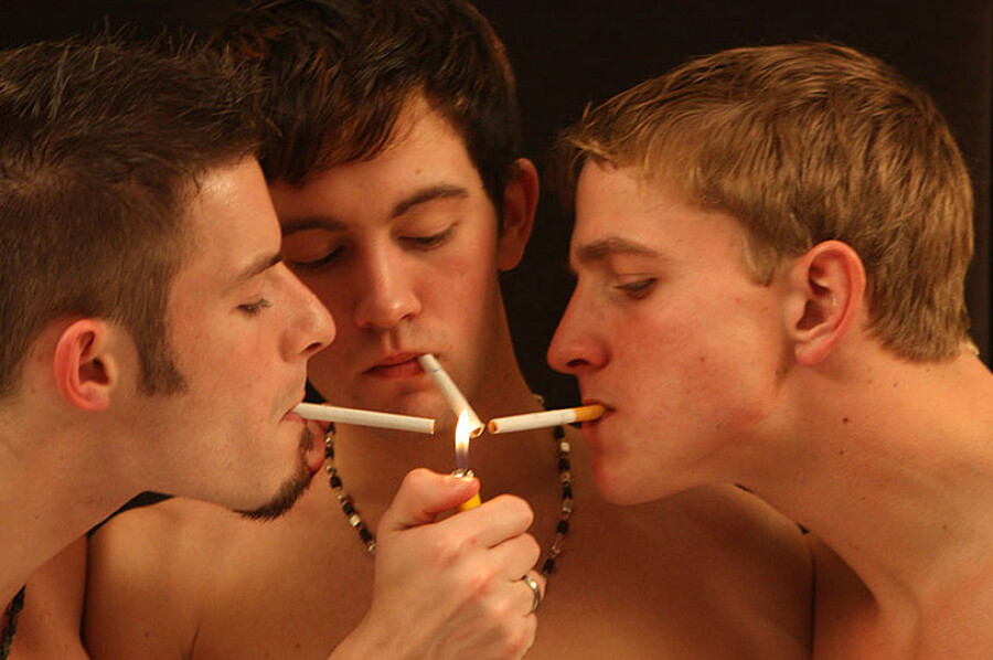 Gay boys smoking