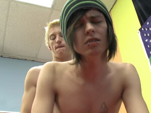 Ian+Cums+on+Miles