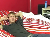 Chris' First Dildo 