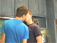 Twinks in the Kitch