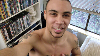 Bisexual+Emanuel+Accepts+A+Dare