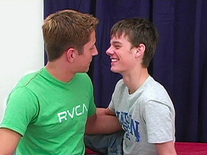 Corey+fucks+Ryans+tight+hole